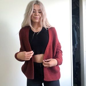 Loose fitted knit cardigan